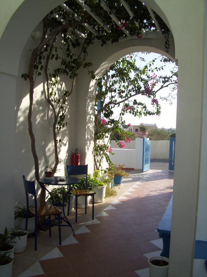 Semprou Rooms Perissa  Exterior foto